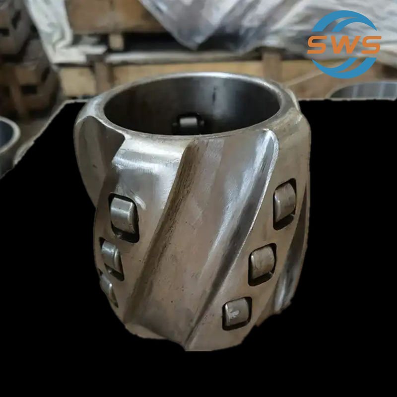 API 10D 4 1/2 ปรับปรุงคุณภาพซีเมนต์ Casing Spring Roller Centralizer สําหรับการเจาะบ่อทิศทาง